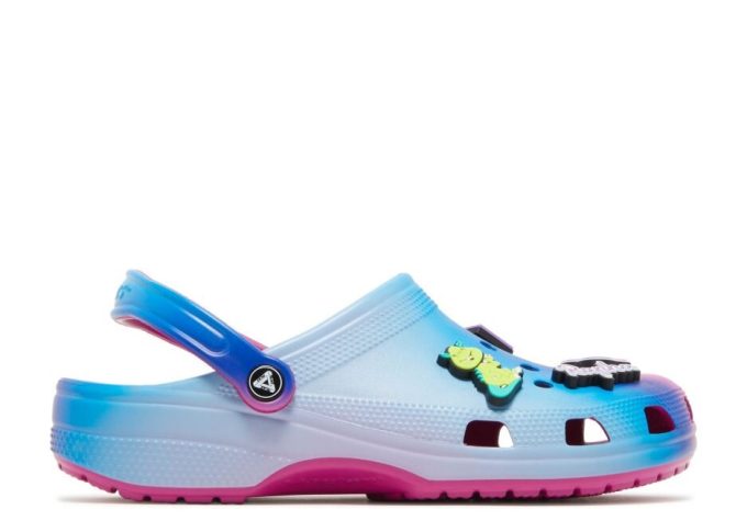 Palace x Rapha x Classic Clog „Vzdělání na prvním místě“