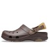 Plážové kávové sandály Crocs 206340-206