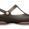Plážové kávové sandály Crocs (WMNS) 11209-25M