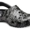 Plážové sandály Crocs Classic Clog Camouflage Printing Black Unisex 206454-001