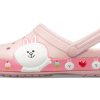 Růžové unisex sandály Crocs x Line Friends Beach 205791-606