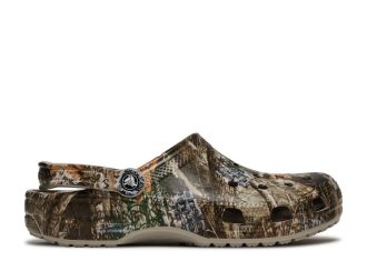toto není x Realtree x Classic Clog „Edge Camo – Walnut“