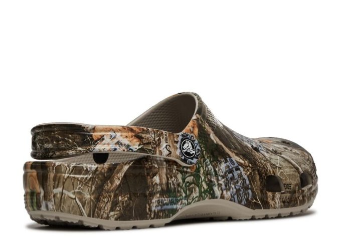 toto není x Realtree x Classic Clog „Edge Camo – Walnut“